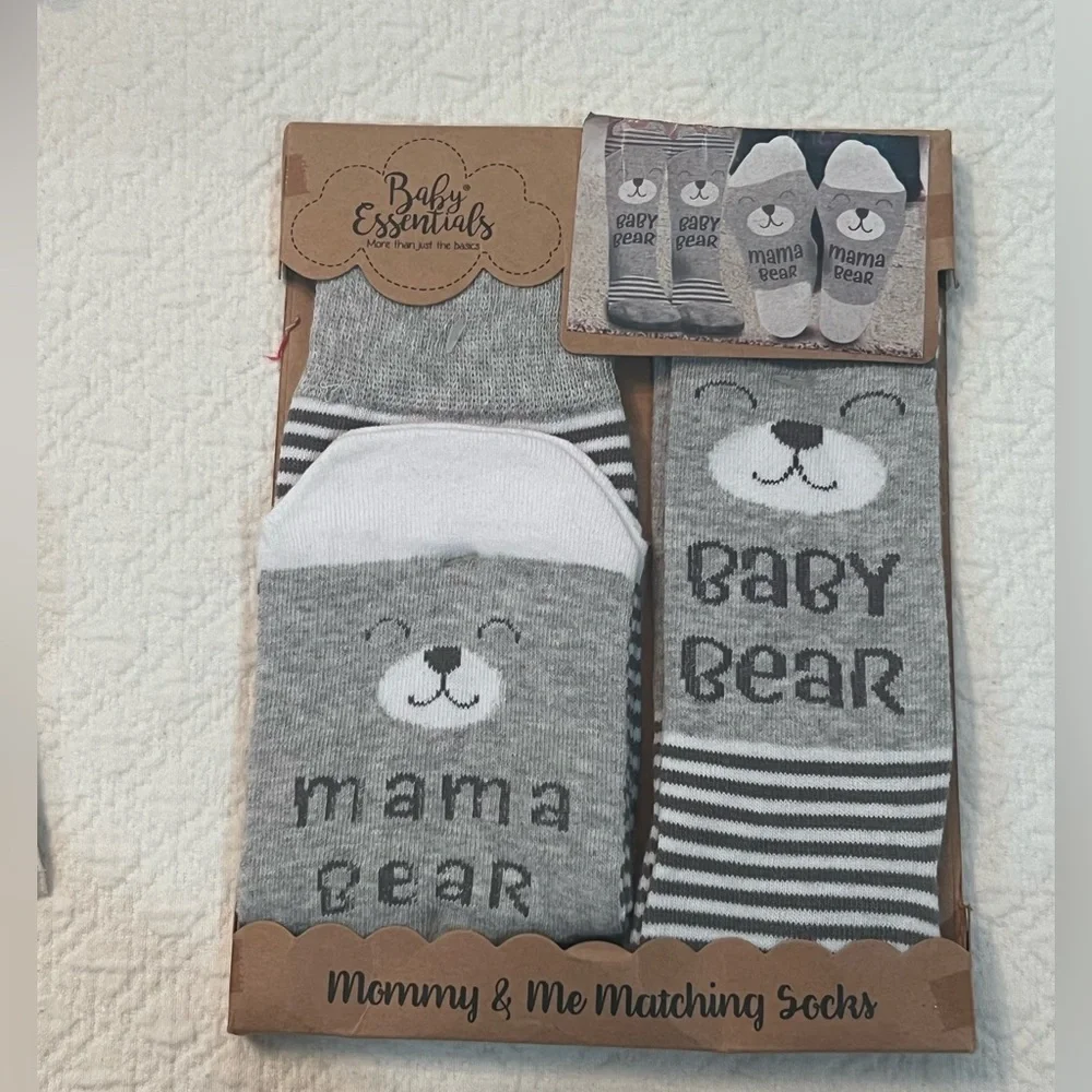 NWT🐻BABY ESSENTIALS⭐️baby and mom matching socks set 🧦